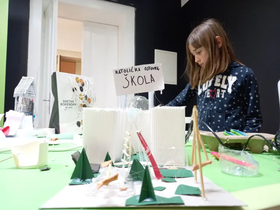 Prva generacija uspješno završava Arkki školu: Izložit će sve svoje kreativne radove! 