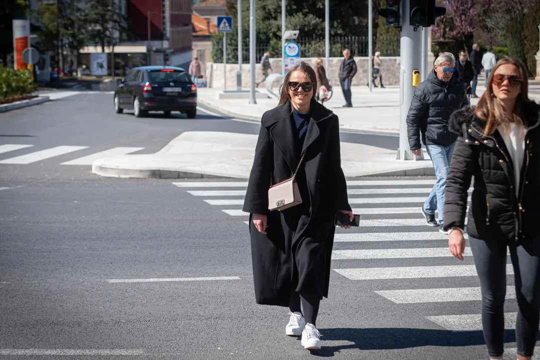Vladari đira po gradu dokazuju da i muškarci u Šibeniku nose modu u malom prstu 