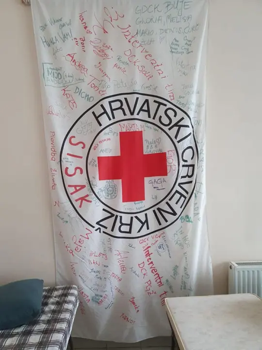 Volonteri vodičkog Crvenog križa  odvojili svoje vrijeme za druge i pet dana pomagali stradalima u potresu