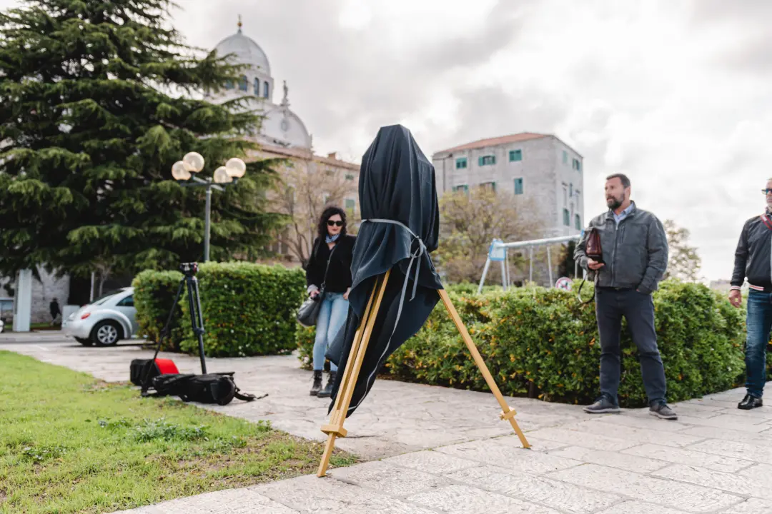 Postavljena replika kamere koja je prije 123 godine s rive snimila prve filmske kadrove ovog dijela Europe
