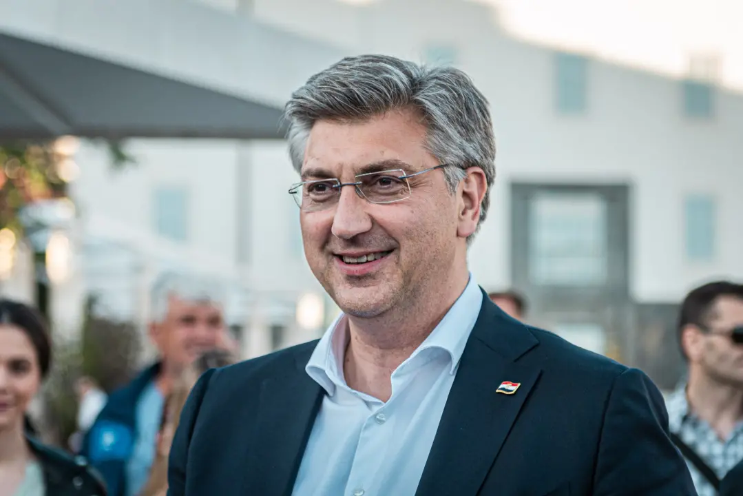 'Šibenik više ne zaostaje za Splitom i Zadrom, zato se u nedjelju ne povodite za praznim parolama jer one neće iznijeti nikakva čuda' 