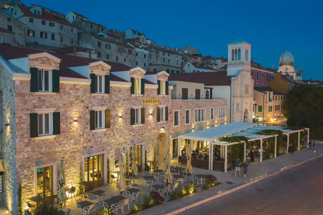 Šibenik je otvaranjem hotela Armerun dobio novu vizuru Doca: Ovo je priča kakvu grad želi i treba od turizma!