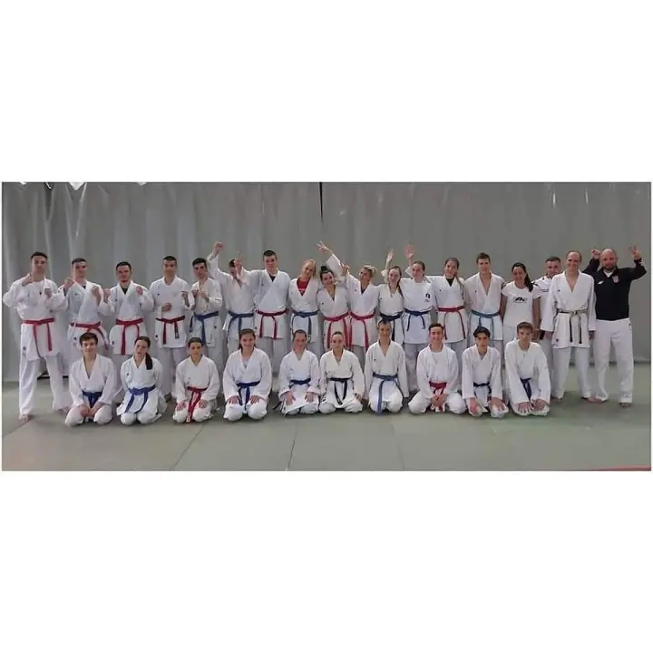 Toma Mileta na pripremama reprezentacije, na turniru u Sarajevu deset medalja