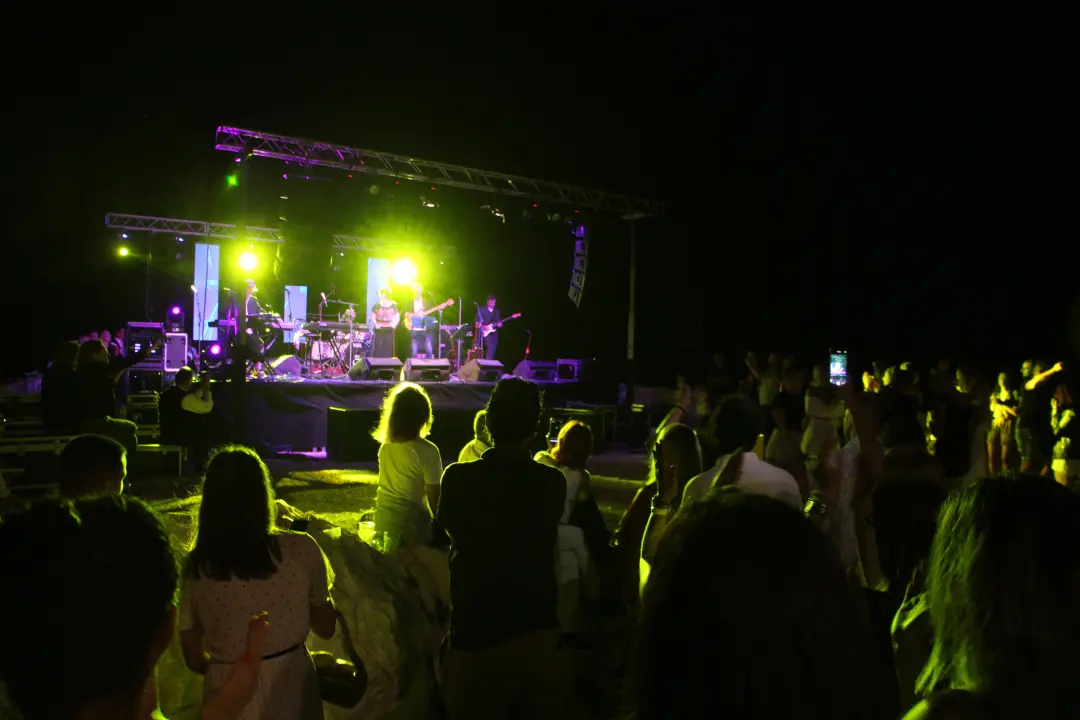 Na primoštenskom brdu Gaj održan koncert 'Tragom Olivera': Pogledajte kako smo se proveli 