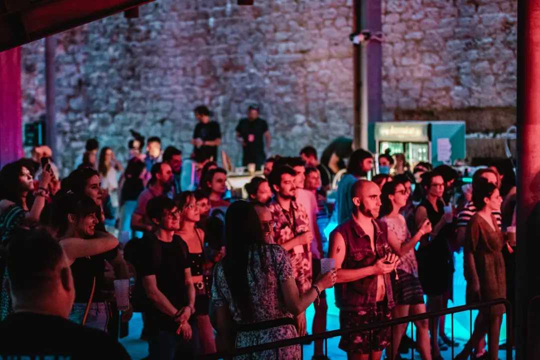 Rock 'n' Roll fešta na tvrđavi sv. Mihovila: Hrpa bendova, odlična glazba i raspoložena publika