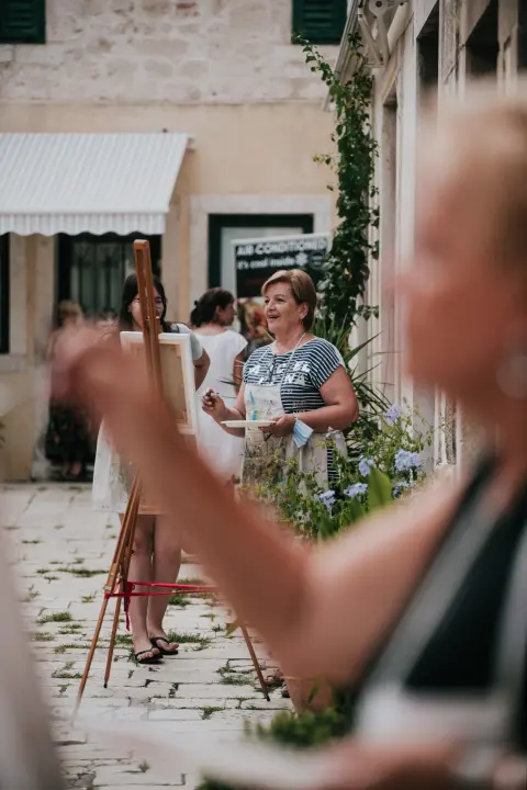 Mala loža na tri dana postaje kulisa stranih i domaćih slikara