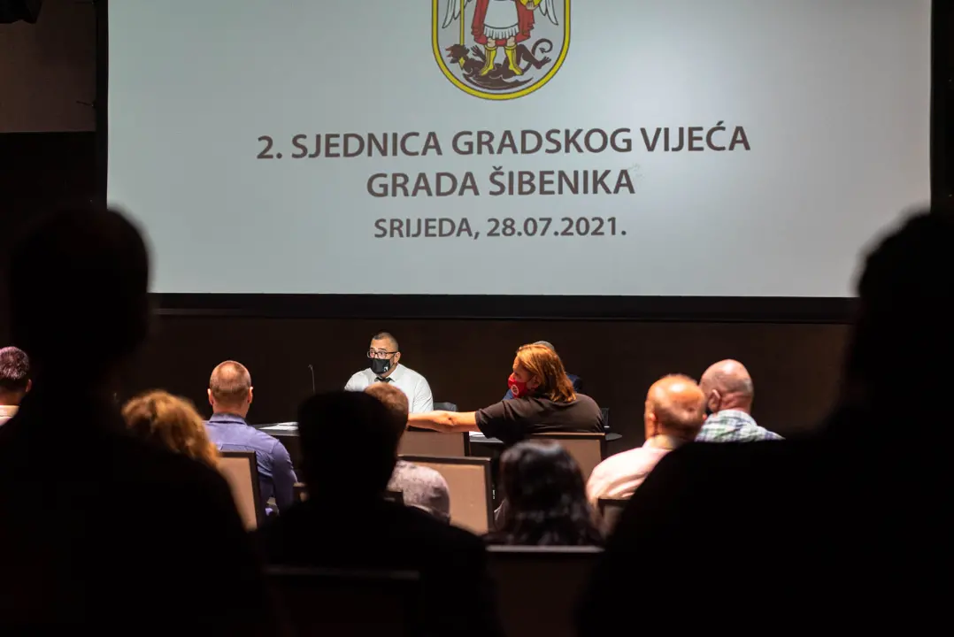 Pročitajte što su sve danas usvojili šibenski gradski vijećnici i pogledajte fotogaleriju s druge sjednice  