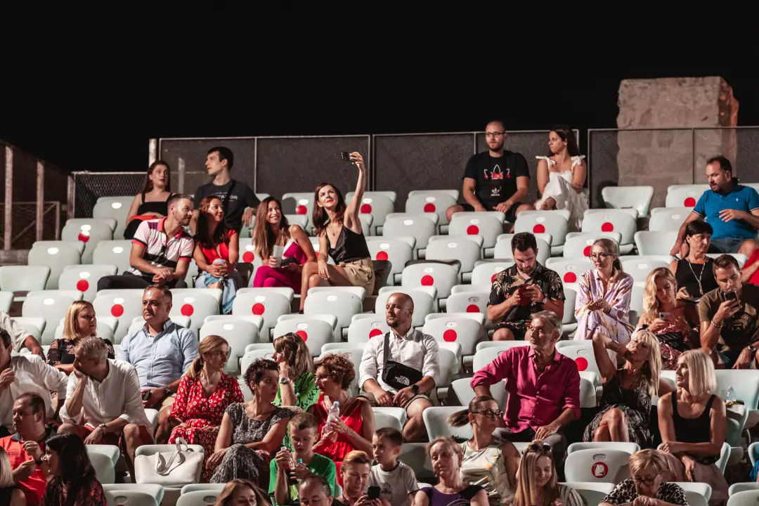 Massimo na Mihovilu kao Mišo, publika je uglas pjevala s rukama u zraku!