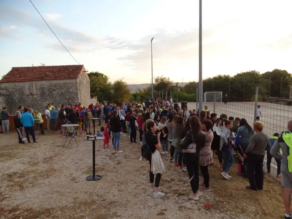 'Za Kiaru Goršić': Varoš II pobjednik humanitarnog turnira u Tinju 