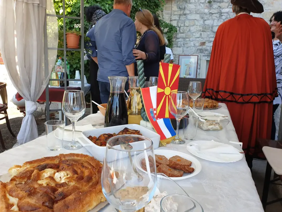 Makedonci, Hrvati i Ale Guberina: Uređen i prezentiran atelje čuvenog šibenskog kipara