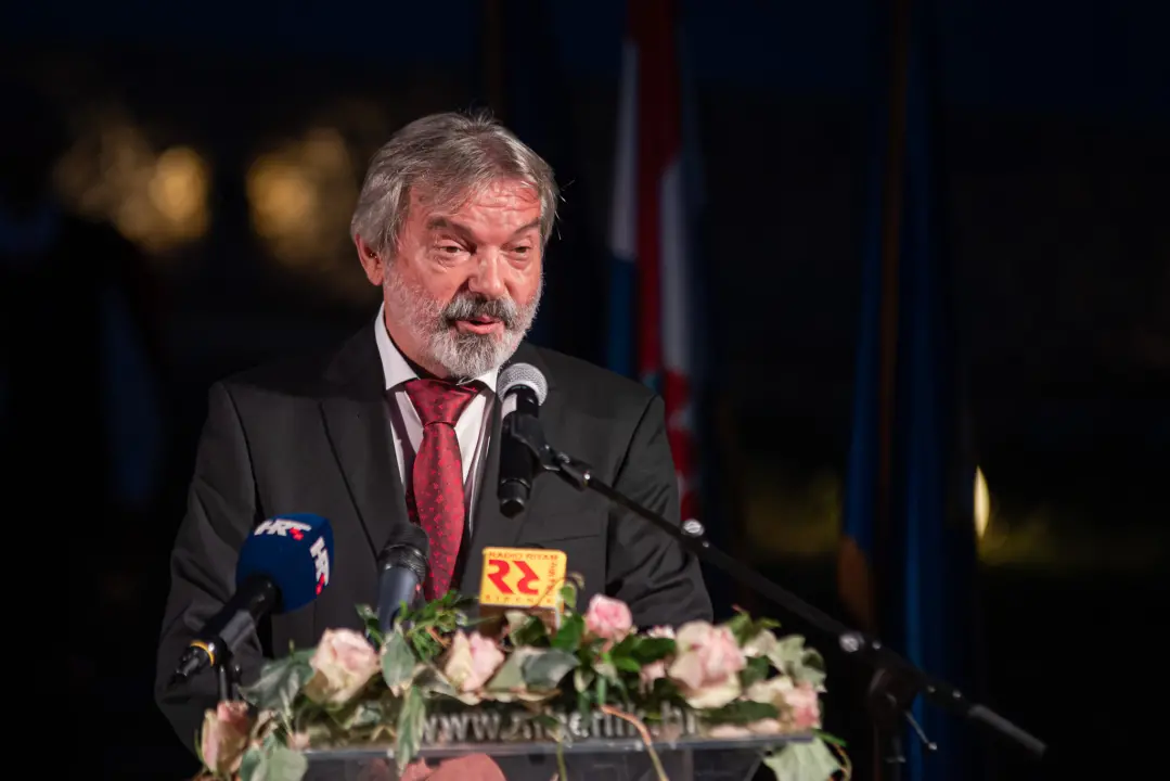 Profesor Labor nagrađen za životno djelo: 'Nisam nikad razmišljao o nagradi, a pogotovo da će kad je dobijem tu biti Gabi Novak' 
