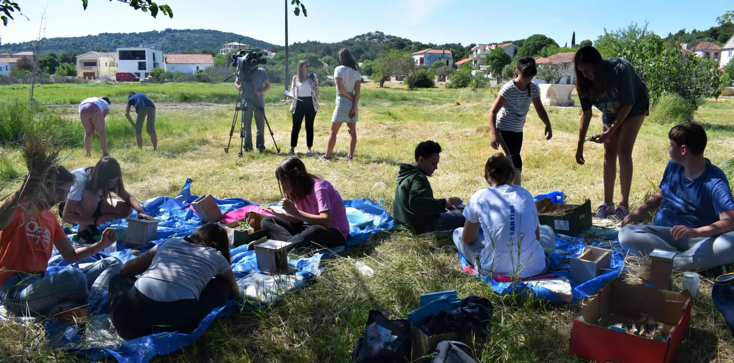 Udruga Argonauta predstavila novu turističku signalizaciju na Iokvama u Jezerima 