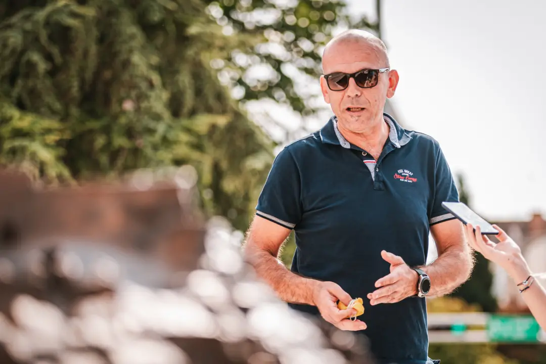 Nakon svečanog otkrivanja, uslijedilo je detaljno proučavanje: 'Dobro je to napravljeno, ali ovakva stvar treba na Poljanu' 