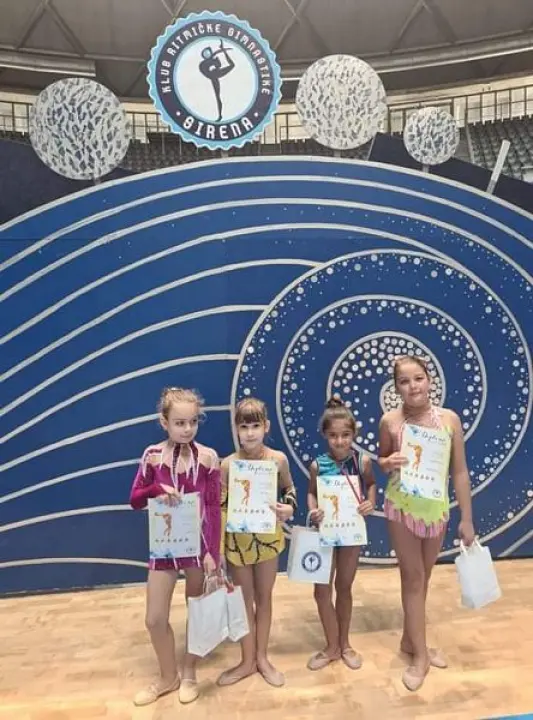 Gimnastičarke 'Šibenik-Dalmacije' uspješne u Zadru na Sirena cupu: Raci prva, Mileta druga, Bujas treća 