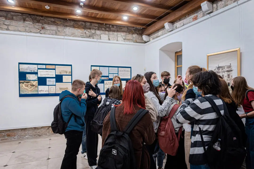  Žene i muškarci prije stotinjak godina morali su se kupati odvojeno, a svi su bili obučeni po posljednjoj čednoj modi