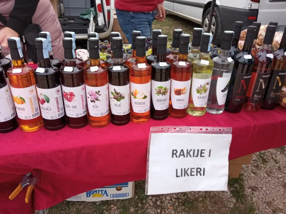 Jučerašnji benkovački sajam bio je zadnji na tom mjestu: Sajam se seli, kreću radovi na novom sajmištu