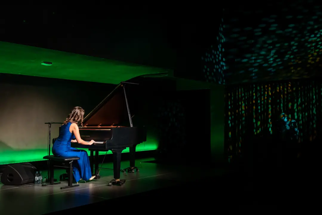 Ljubitelji jazza došli na svoje u Kući umjetnosti Arsen: Pogledajte kako je bilo na koncertu Lane Janjanin  