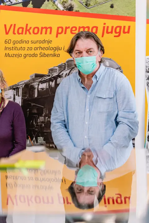 ‘Vlakom prema jugu’: Arheolozi su iz Zagreba vlakom išli do Perkovića pa pješke ili karom do Danila