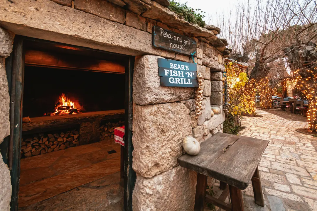 Djed Božićnjak čarobno selo preselio u Amadria Park! Dođite na radionice, koncerte, klizanje i božićne delicije!  