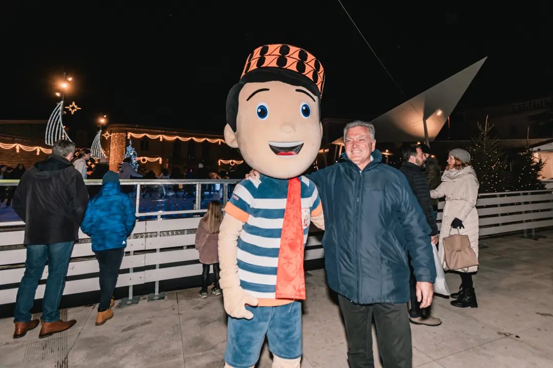 Bajkovito disco klizalište zvijezda na vrhu šibenske Adventure!