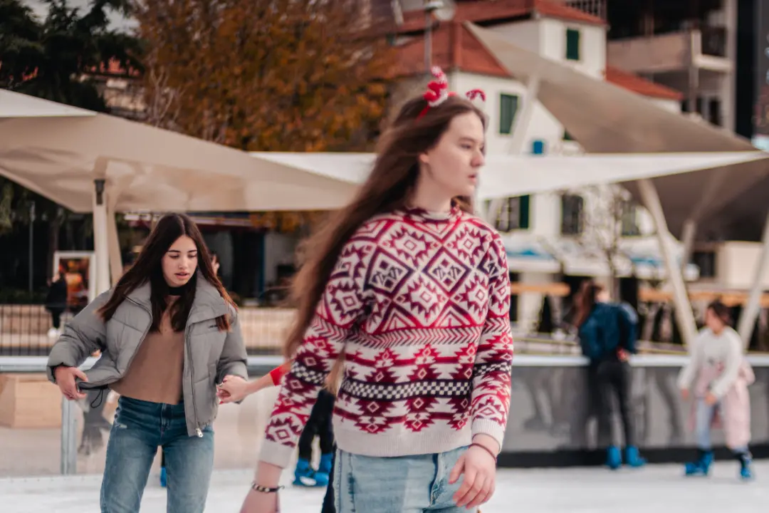 Vitićevo klizalište postalo omiljena jutarnja zabava šibenskih učenika