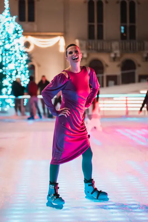 Modna bajka na Vitićevom moru: Šibenčanke klizale u vintage raskošnim haljinama!