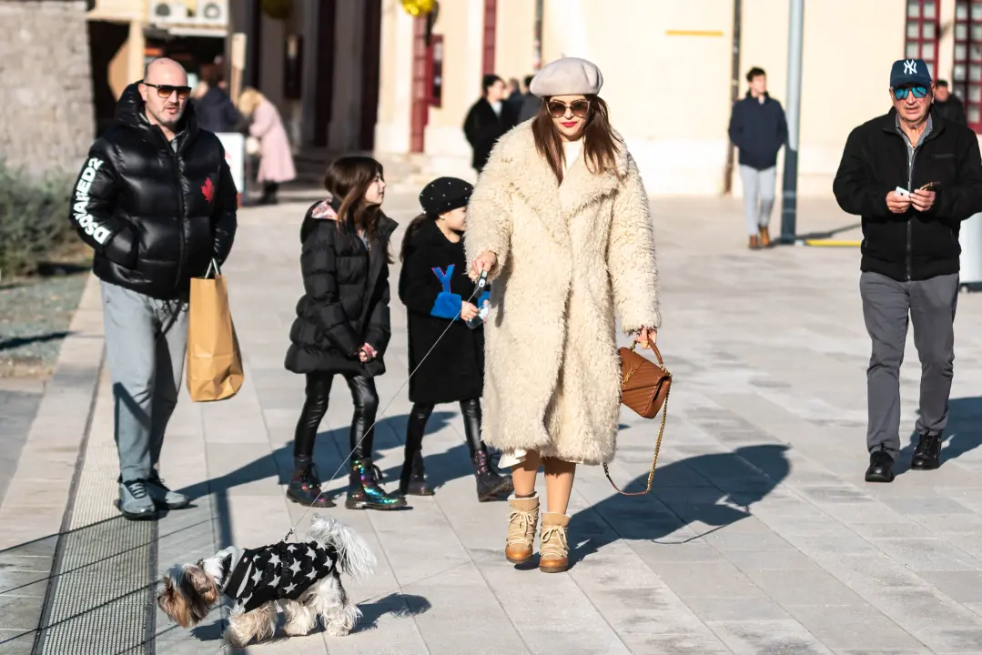 Dame iz Đira po gradu rasturile modnim kombinacijama 