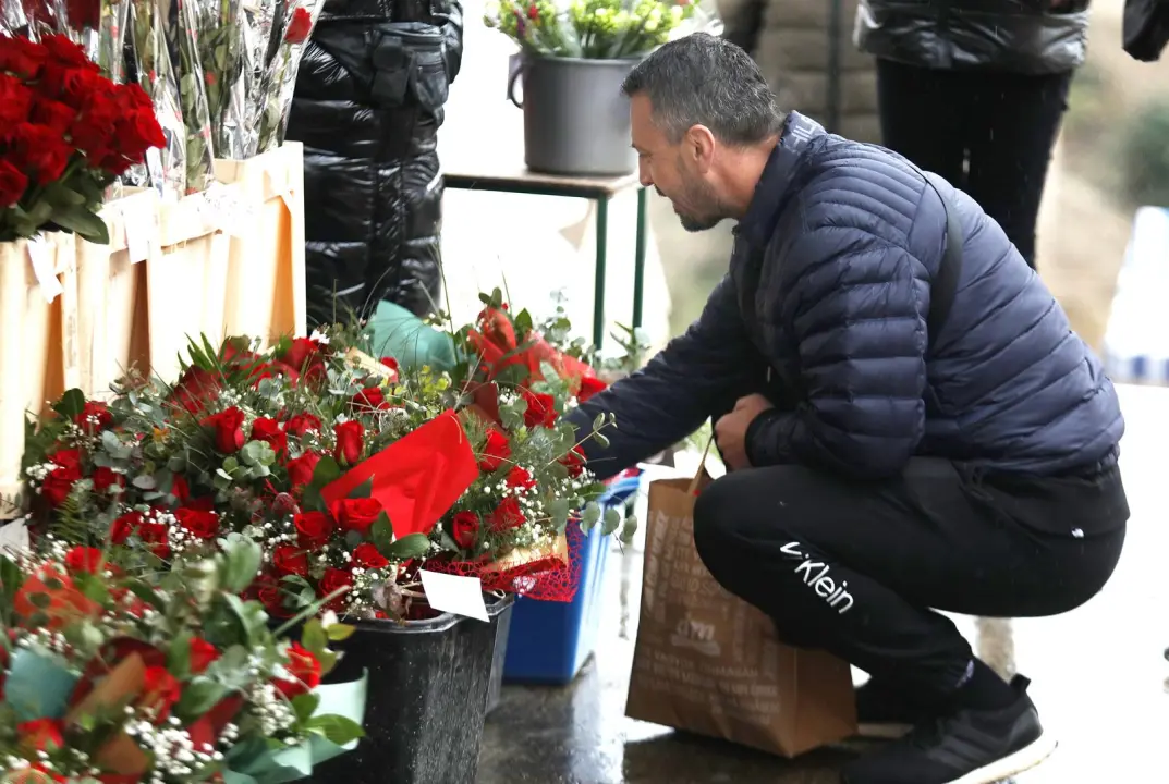 Od jutros gužve u cvjećarnama: Šibenčani vole klasiku, za Valentinovo najviše kupuju crvene ruže 