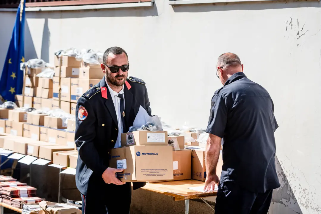 Županijski vatrogasci dobili moderne komunikacijske uređaje, a uskoro stiže i vozilo s IT opremom