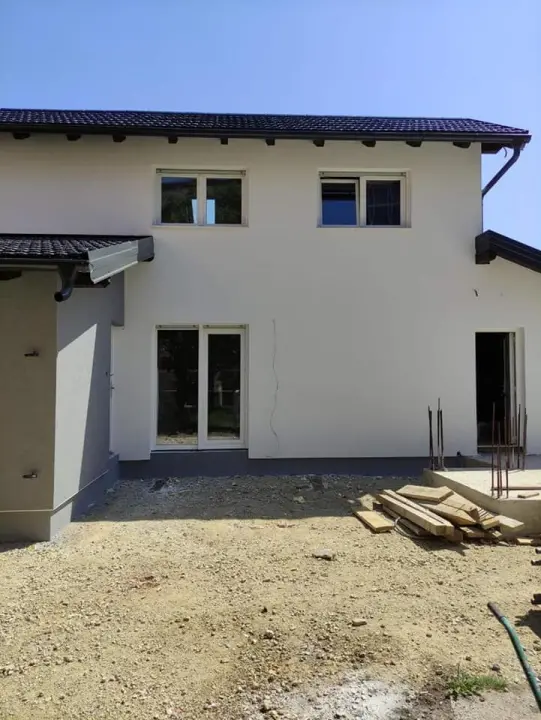 Kuća koju Općina Murter-Kornati gradi u Petrinji je pred useljenjem