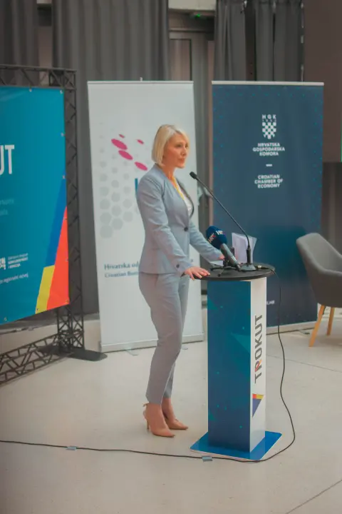 U Trokutu dodijeljene godišnje nagrade Hrvatske udruge poslovnih žena Krug