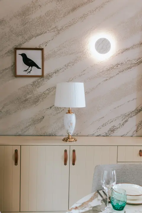 Oduševio nas je luksuz s katedralom na dlanu! Armerunov apartman jedinstven je spoj tradicije i modernog dizajna