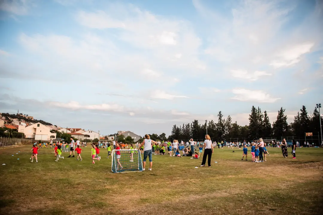 Preko 500 djece na 'Ljubici' u Crnici: Olimpijski festival šibenskih dječjih vrtića