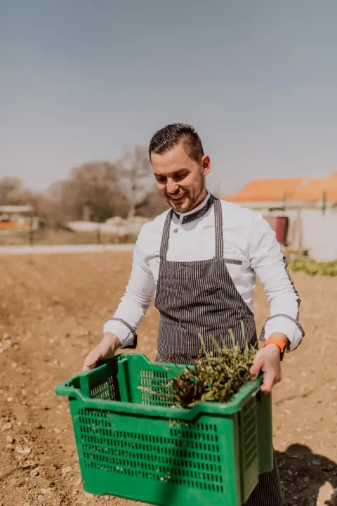 Konoba Campanelo otvorila je terasu s najljepšim pogledom uz gostovanje Melkiora Bašića!