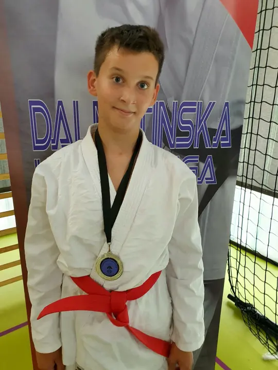 Čak 28 medalja za Karate klub Okit s drugog kola Dalmatinske lige u Splitu