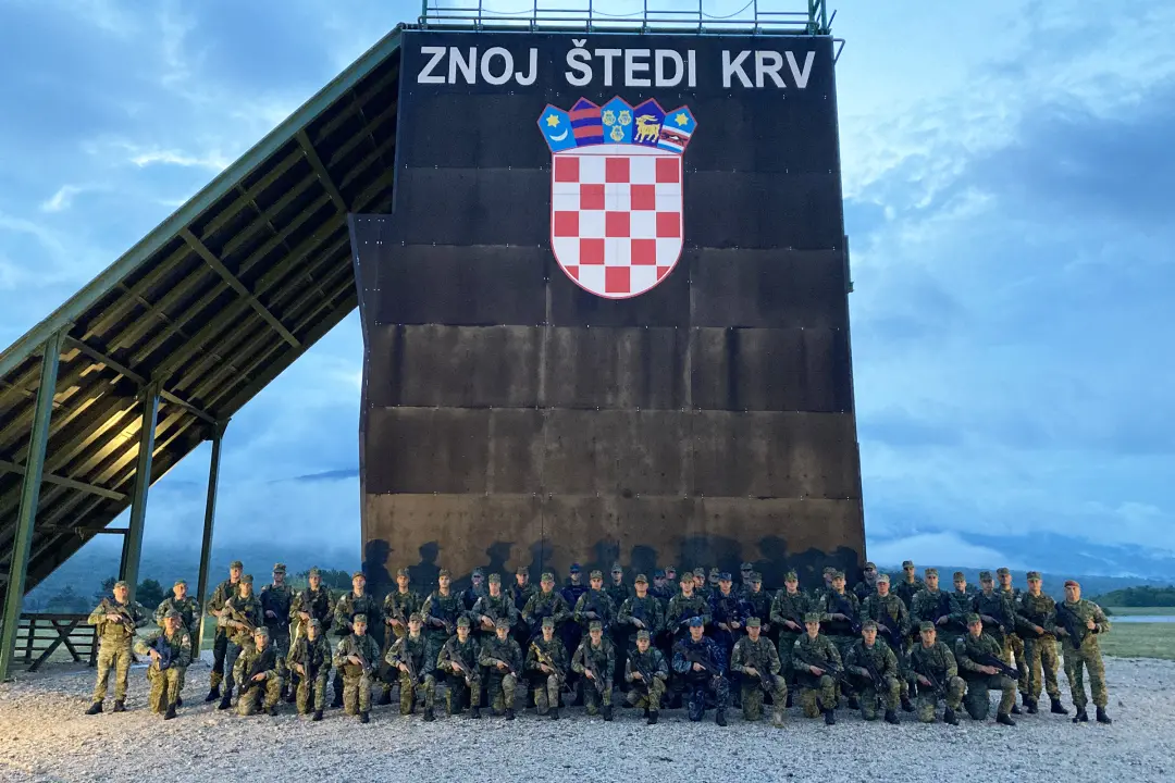 Nakon 88 kilometara hodanja od Udbine do Knina, uručene diplome polaznicima obuke