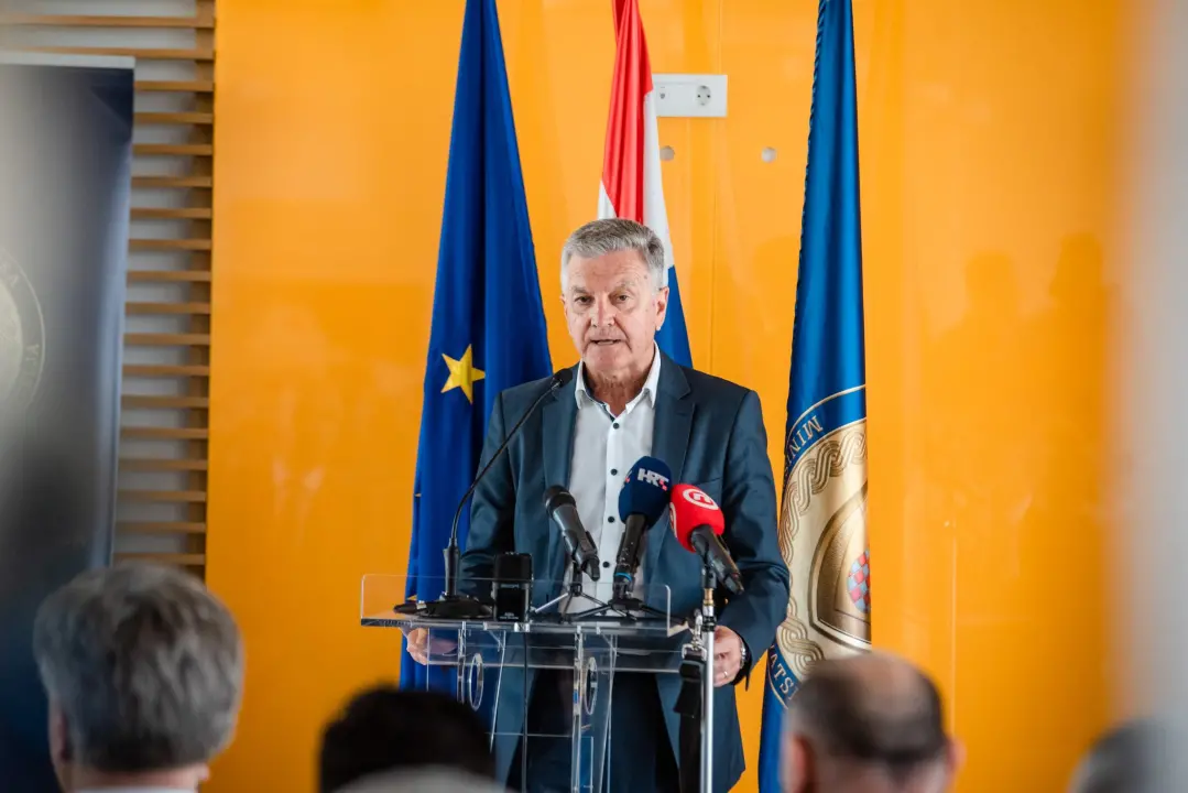 Premijer Plenković otvorio Veteranski centar u Šibeniku: 'Ovo izgleda moćno' 