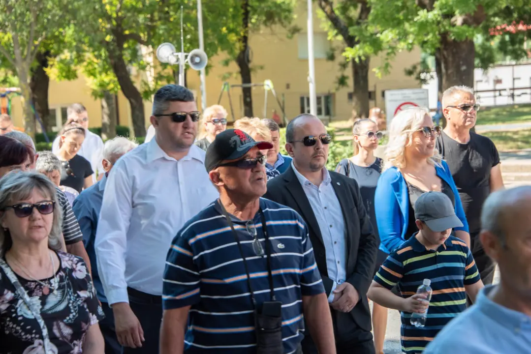Dan grada Knina i blagdan sv. Ante započeo procesijom, završava koncertom Ivana Zaka