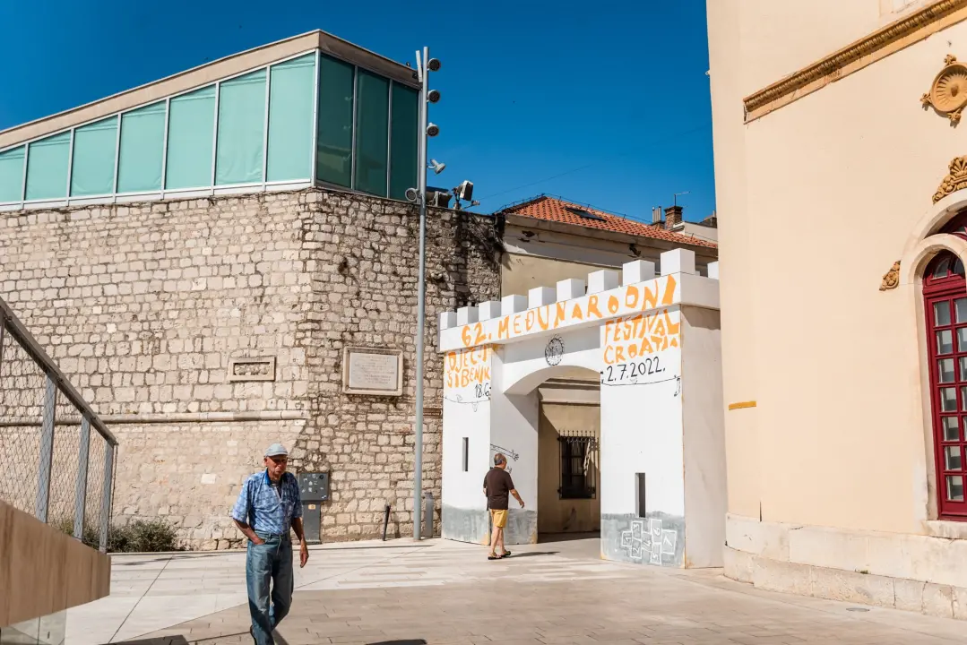 Postavljena festivalska vrata, MDF u subotu otvara Zagrebačka filharmonija