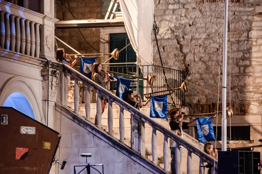 Otvoren je 62. Međunarodni festival u Šibeniku: Na svečanosti i djeca iz ukrajinskog Lavova