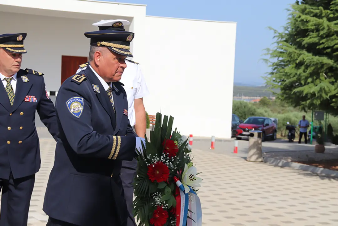 Polaganjem vijenaca na Kvanju obilježen Dan antifašističke borbe