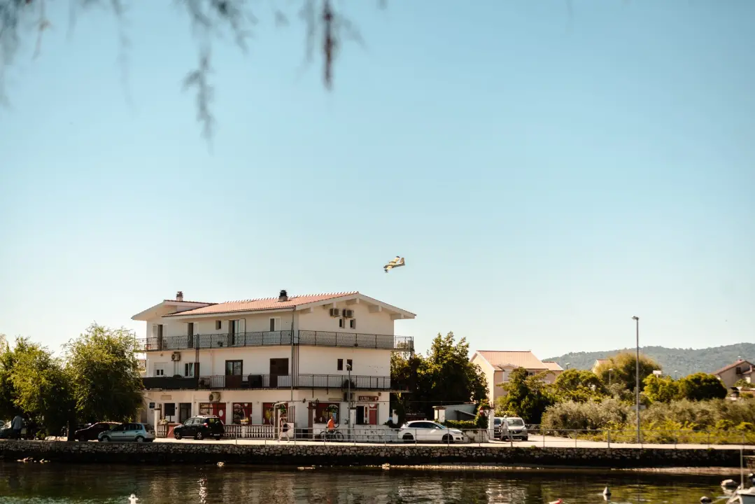 Spaljena zemlja: Dan poslije u Zatonu i Raslini