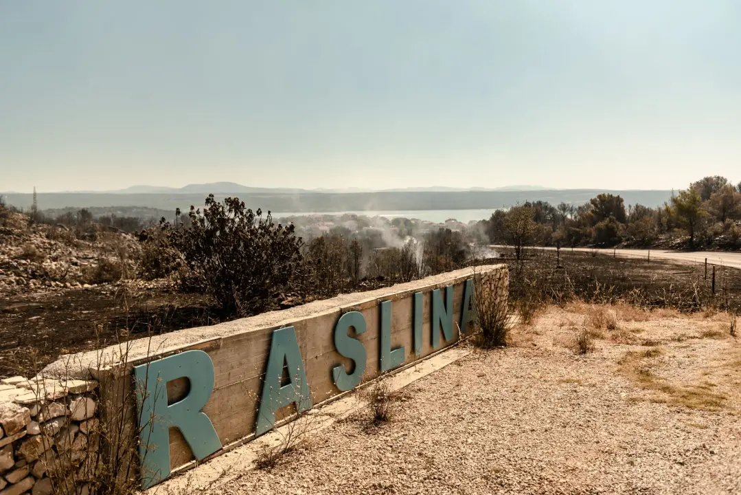 Spaljena zemlja: Dan poslije u Zatonu i Raslini
