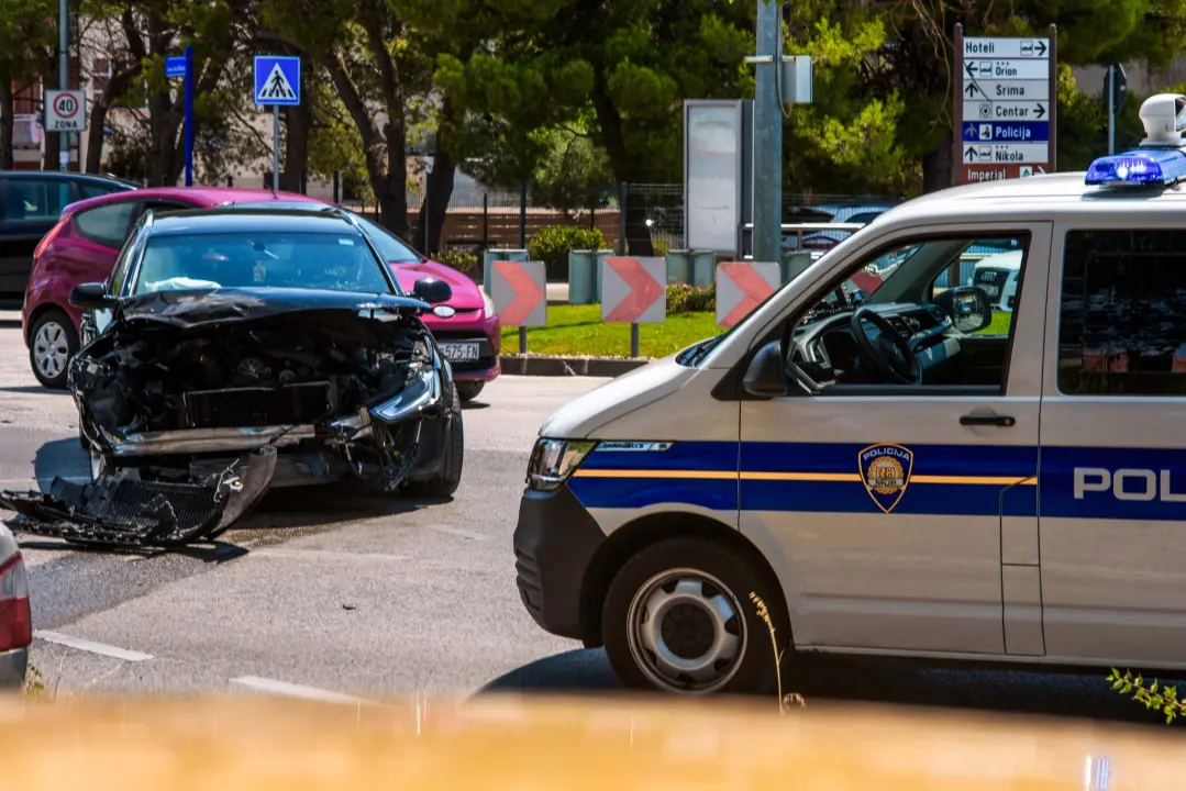 Prometna nesreća na ulazu u Vodice: Nema ozlijeđenih, samo materijalna šteta 