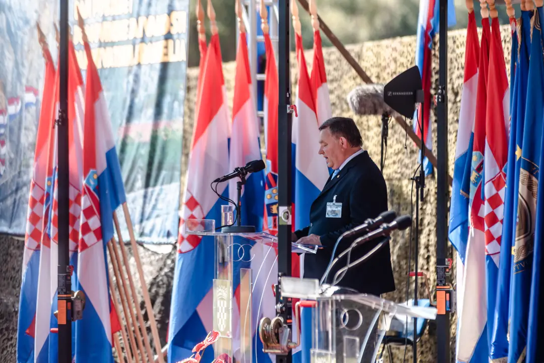 Pogledajte kako je danas bilo na obilježavanju 27. vojno-redarstvene operacije Oluja u Kninu 