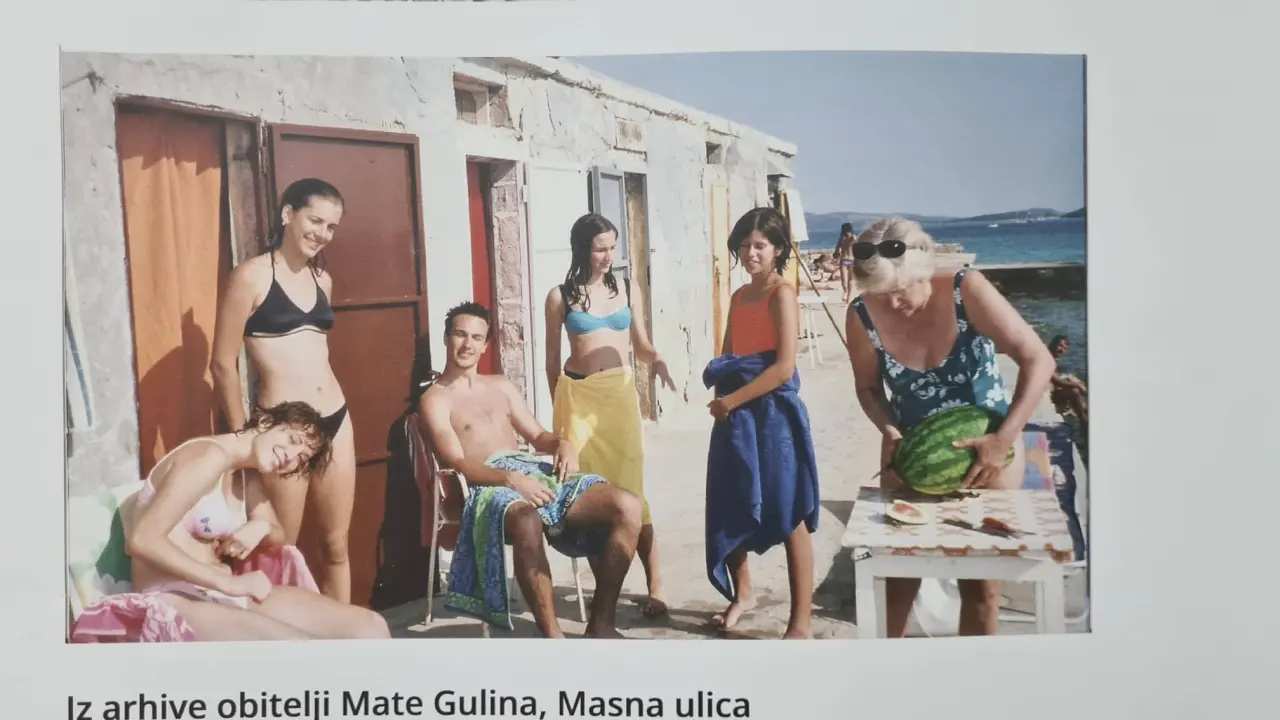 Izložba o Jadriji nije prošla bez krafni: 'Ako ljudi ne mogu tamo na kupanje, ne znaju gdje bi'