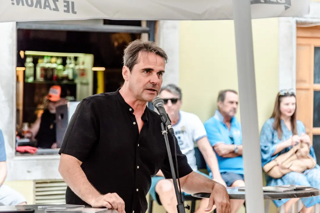 Ideja se rodila u Republici Bono: 'Pjesme su mi predlagali prijatelji glazbenici, ali i obični ljudi' 