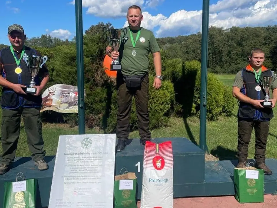 Joško Reškov iz Lovačkog društva 'Kamenjarka' prvak je Hrvatske u gađanju vepra u trku