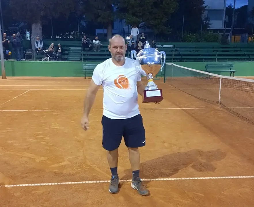 Završen teniski turnir &quot;Sv. Mihovil&quot;: Kod muških slavio Fabijan Šprljan, Ani Matošin sve 3 titule