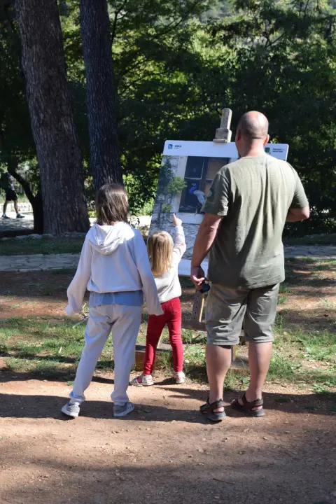 Na Skradinskom buku otvorena izložba fotografija članova Foto kluba Šibenik